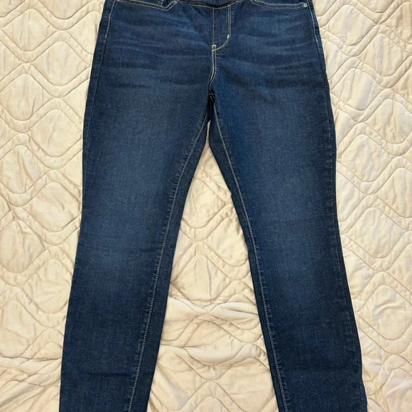 Signature Women's Deep Blue Skinny Jeans - Picture 3 of 3